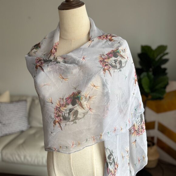 Alexander McQueen Grey Silk Skull Print Scarf - Picture 5 of 11